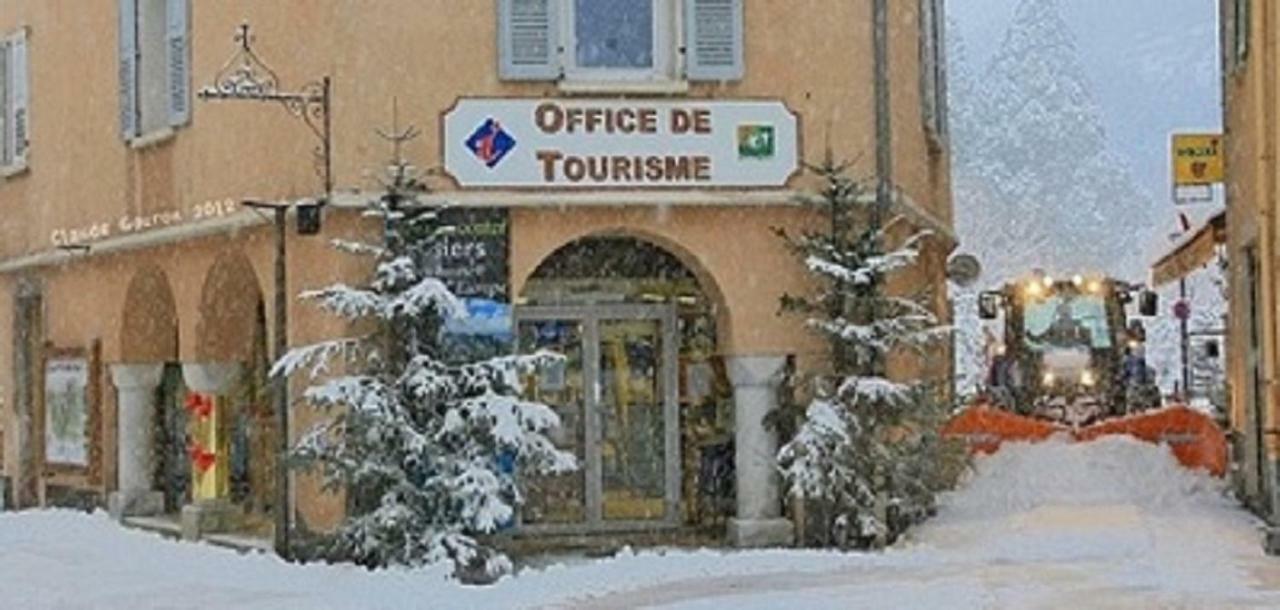 Lou Filadour Rez De Chaussee 5 Personnes Jausiers Exterior foto